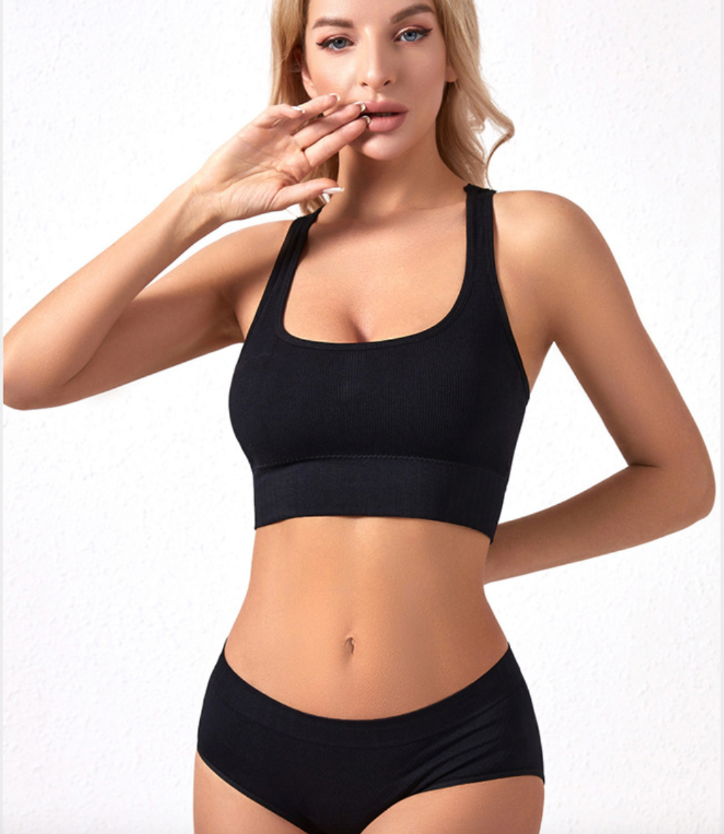 Soutien-gorge de sport push-up sans fil pour femmes Ensemble de soutien-gorge confortable et brassière assortie pour les vêtements de yoga- BH37