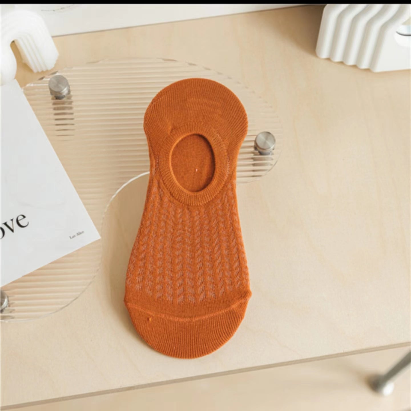 Chaussettes pour femmes SO02 : Coupe fine, embout plat, antidérapantes, ne glissent pas, respirantes, climatisées, en maille.